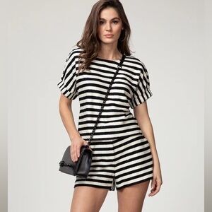 NWT Milly Aria Yarn Dye Knit Sequin Short Size 4